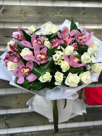 Букет цветов из: Розы и Хризантемы в Скопине