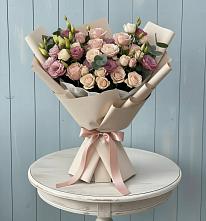 Букет цветов из:  Розы и Лизиантусы в Скопине