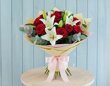 Букет цветов из:  Лилии и Розы в Скопине