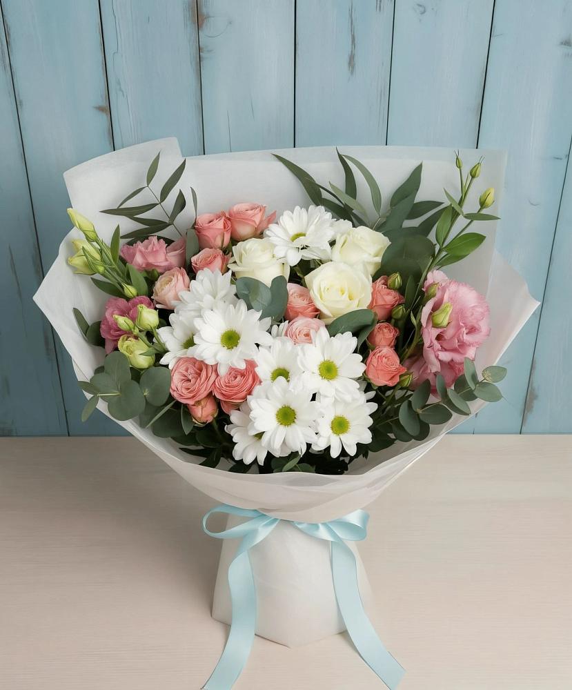 Букет цветов из: Розы, Лизиантусы и Хризантемы в Скопине