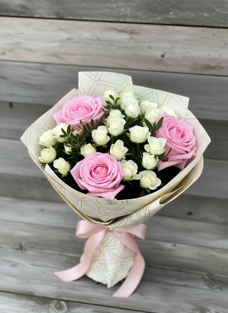 Букет цветов из: Розы в Скопине