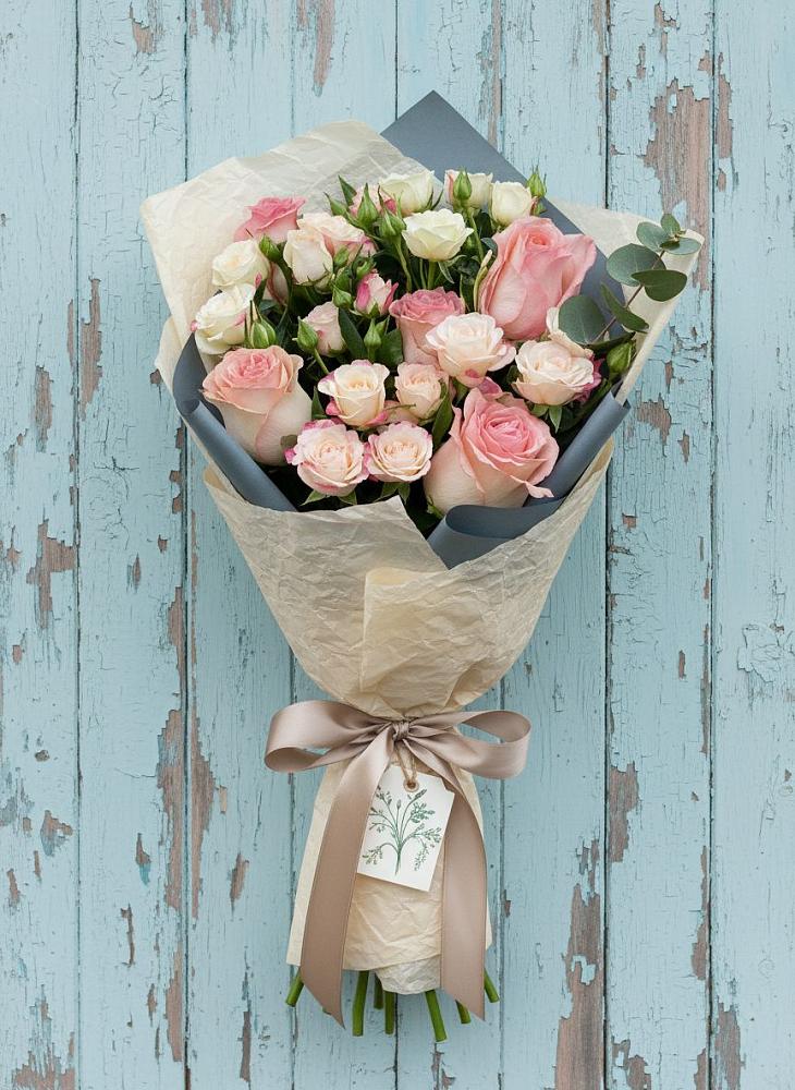 Букет цветов из: Розы в Скопине