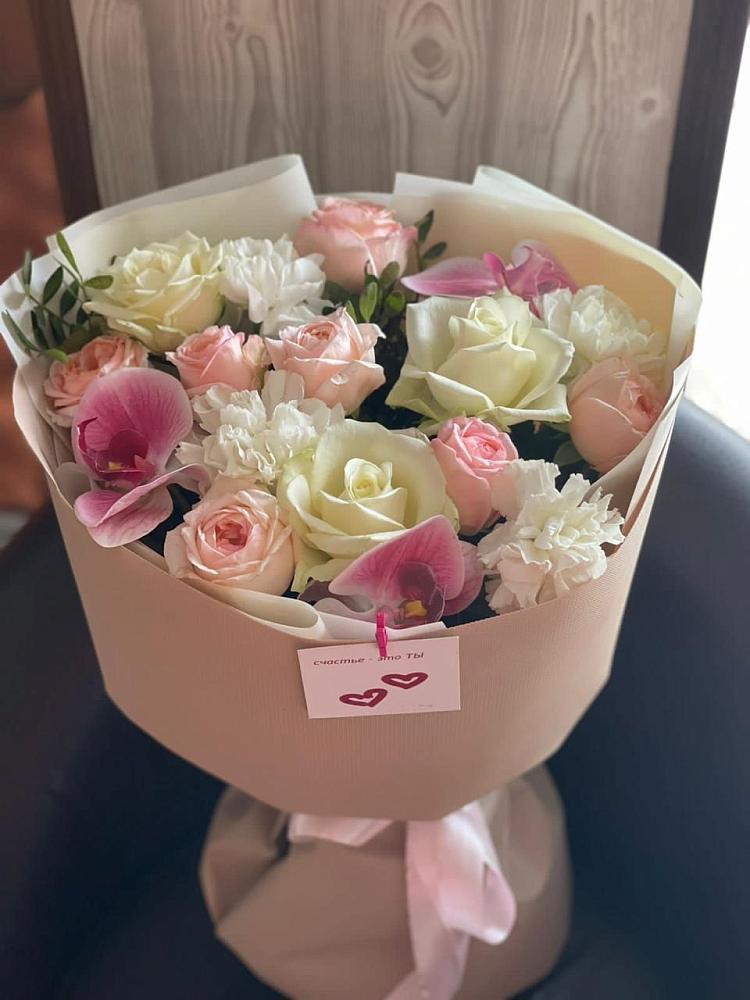 Букет цветов из: Орхидеи, Розы и Гвоздики в Скопине