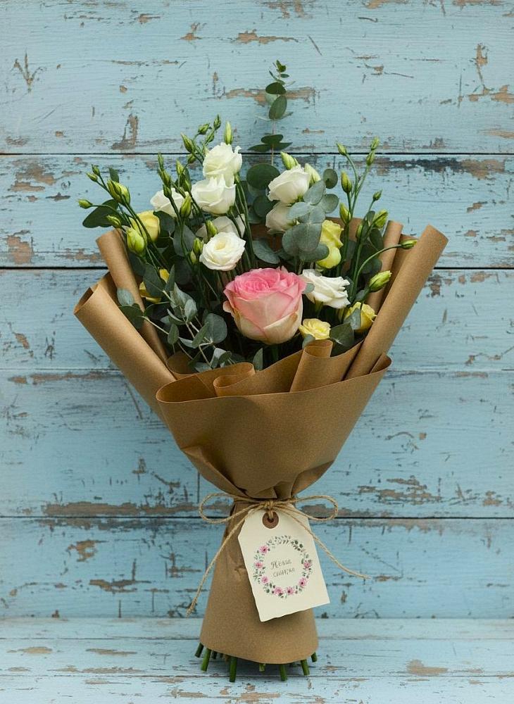 Букет цветов из: Розы и Лизиантусы в Скопине