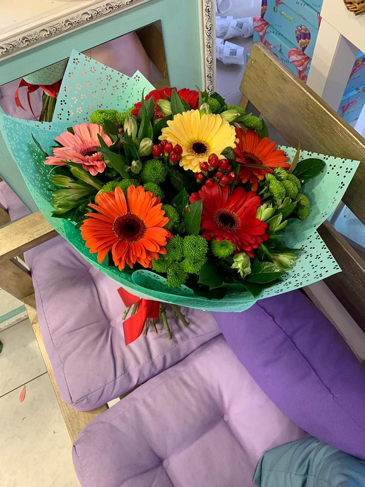 Букет цветов из: Герберы, Хризантемы и Альстромерии в Скопине