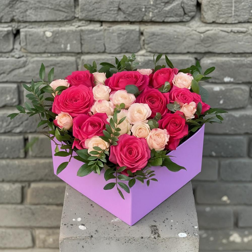 Цветочная композиция из Розы в коробке в Скопине