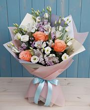 Букет цветов из:  Лизиантусы, Розы, Альстромерии и Гипсофила в Скопине