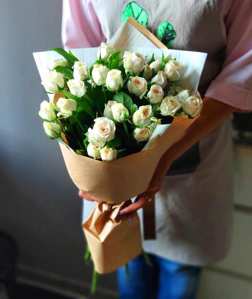 Букет цветов из: Розы в Скопине