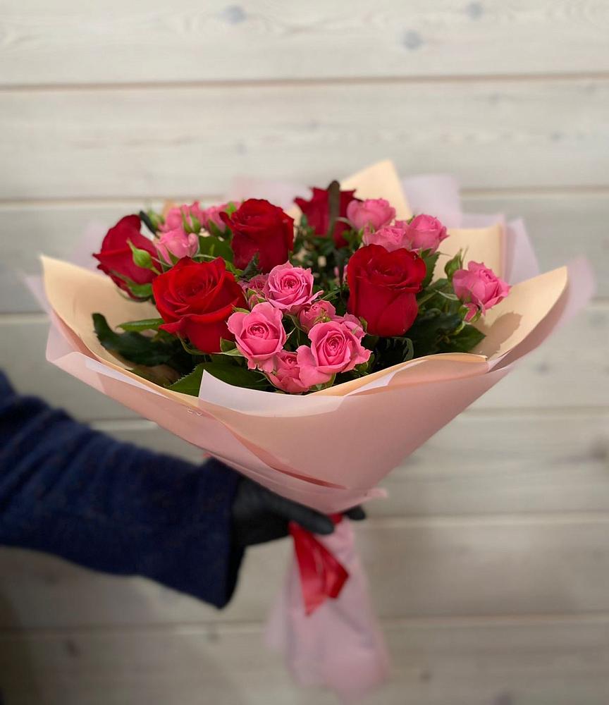 Букет цветов из: Розы в Скопине