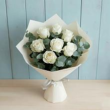 Букет Белые розы в Эвкалипте в Скопине