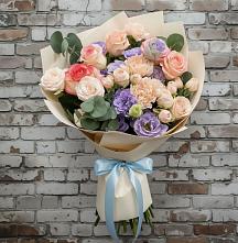 Букет цветов из:  Розы, Лизиантусы и Гвоздики в Скопине